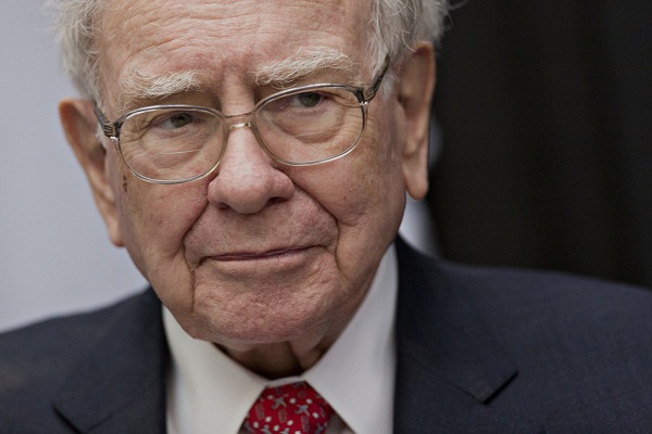 Warren Buffett đã mua 12 tỷ USD cổ phiếu từ sau ngày bầu cử Tổng thống Mỹ